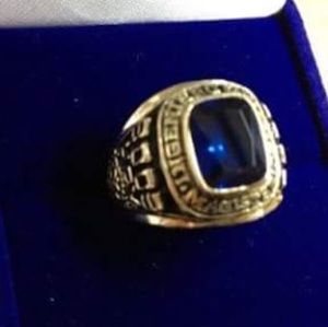 Meet your Posher, Gregorio